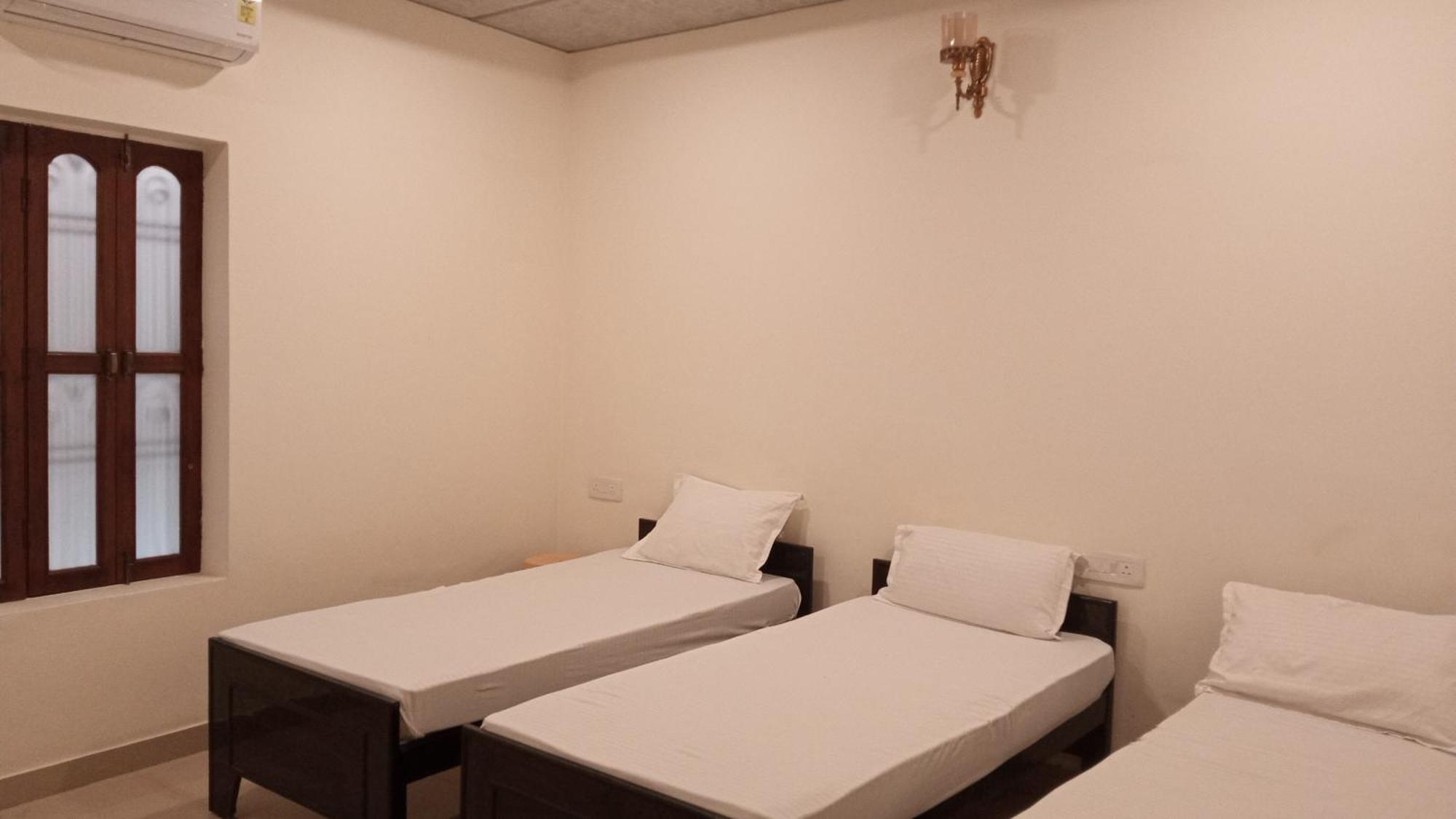 Hotel City Stay Hotel Varanasi